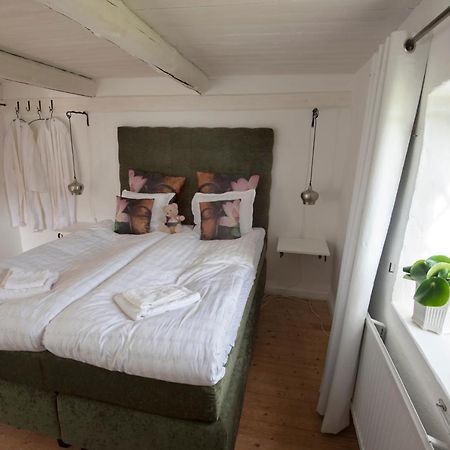 4B Oesterlen Bed & Breakfast Tomelilla Eksteriør billede