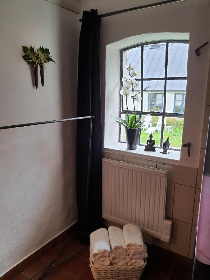 4B Oesterlen Bed & Breakfast Tomelilla Eksteriør billede
