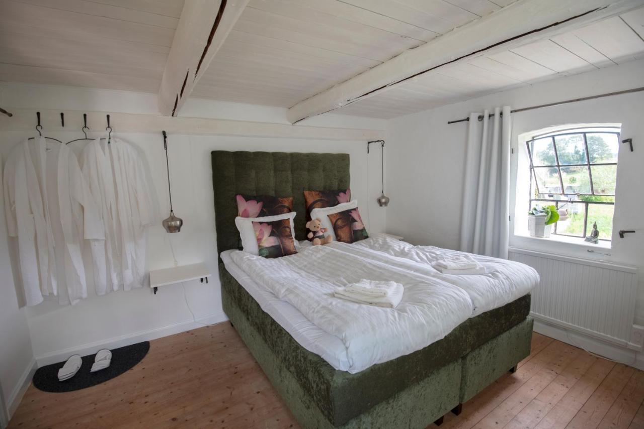 4B Oesterlen Bed & Breakfast Tomelilla Eksteriør billede