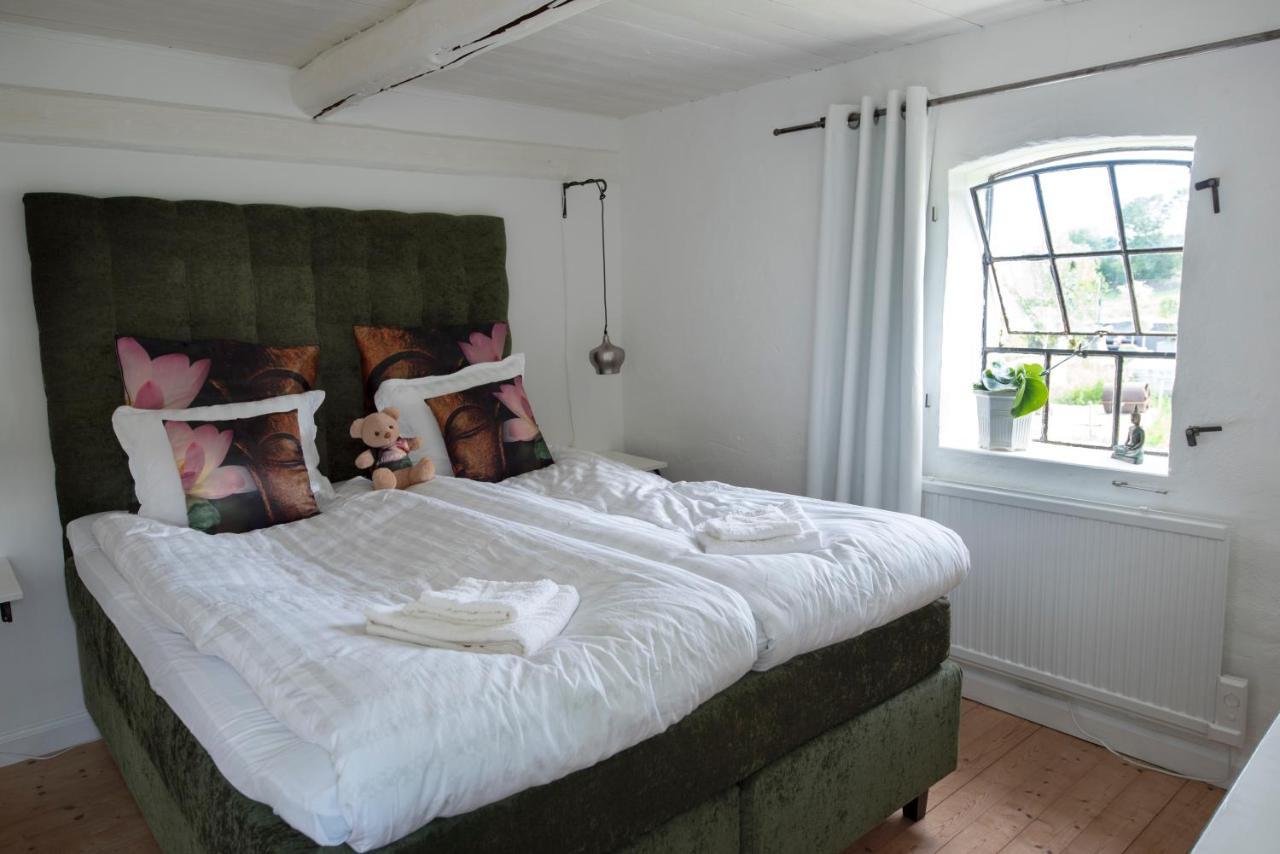 4B Oesterlen Bed & Breakfast Tomelilla Eksteriør billede