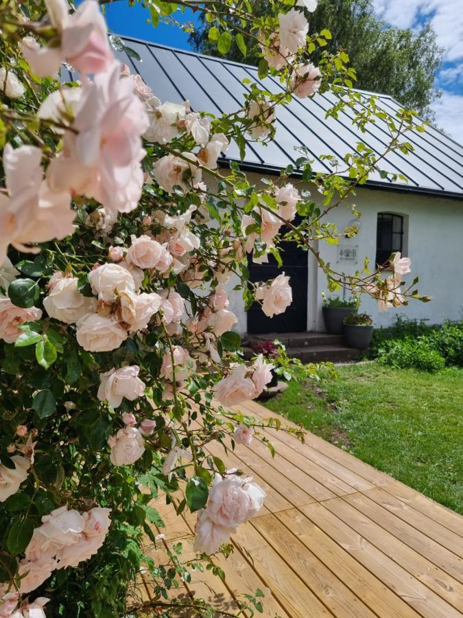 4B Oesterlen Bed & Breakfast Tomelilla Eksteriør billede